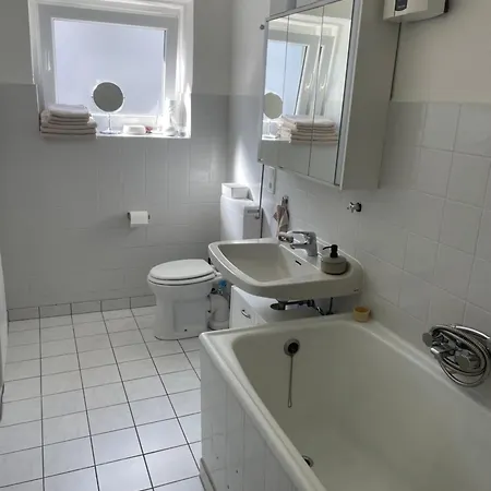 Modernes Apartment In Elberfeld Mit Boxspringbett Und Wlan